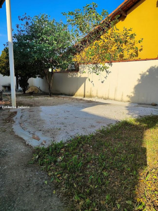 Imagem Casa com 2 Quartos à Venda, 300 m² em Califórnia - Itaguaí Imagem Casa com 2 Quartos à Venda, 300 m² em Califórnia - Itaguaí
