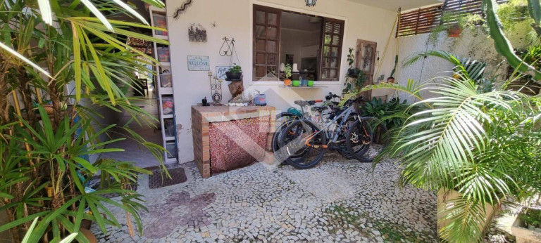Imagem Casa com 3 Quartos à Venda, 180 m² em Piratininga - Niterói