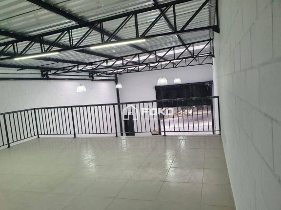 Galpão à Venda, 140 m² em Jardim Diogo - Guarulhos
