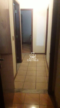 Imagem Casa com 3 Quartos à Venda, 220 m² em Columbia - Londrina