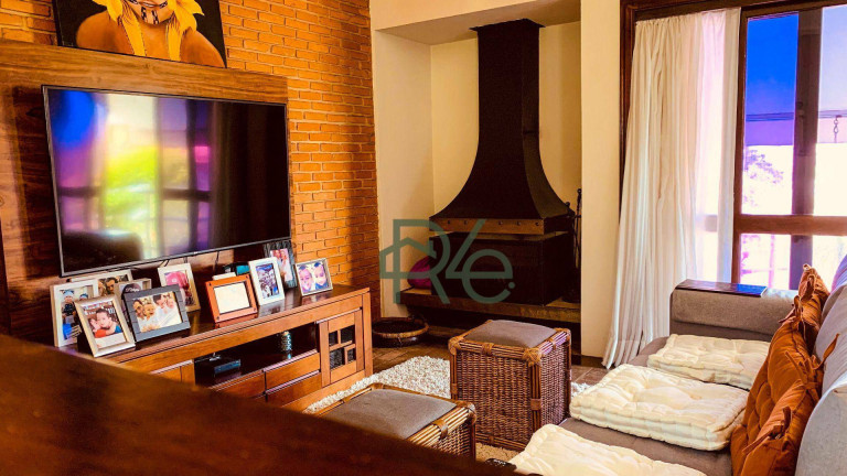 Imagem Casa com 3 Quartos à Venda, 320 m² em Jardim Das Flores - Cotia Imagem Casa com 3 Quartos à Venda, 320 m² em Jardim Das Flores - Cotia