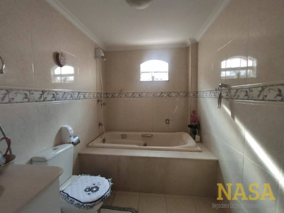Imagem Casa com 5 Quartos à Venda, 405 m² em Cidade Alta - Cuiabá Imagem Casa com 5 Quartos à Venda, 405 m² em Cidade Alta - Cuiabá