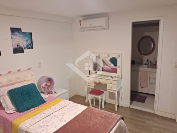 Imagem Apartamento com 3 Quartos à Venda, 140 m² em Barra Da Tijuca - Rio De Janeiro