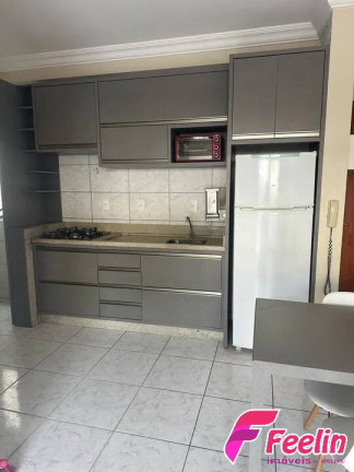 Apartamento com 2 Quartos à Venda, 55 m² em Palhoça