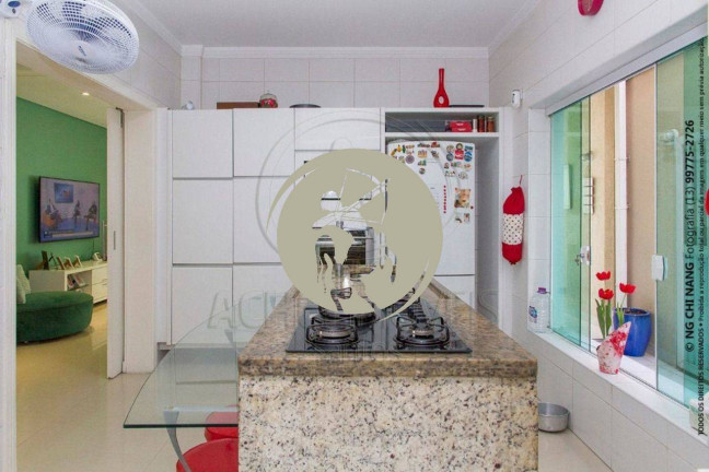 Imagem Sobrado com 4 Quartos à Venda, 178 m² em Ponta Da Praia - Santos
