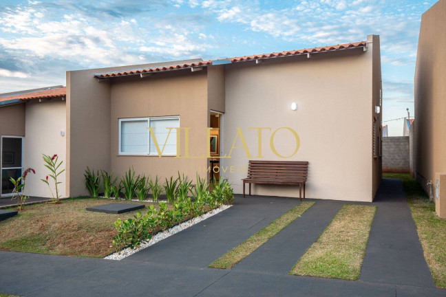 Imagem Casa com 2 Quartos à Venda, 57 m² em Fazenda São Domingos - Goiânia Imagem Casa com 2 Quartos à Venda, 57 m² em Fazenda São Domingos - Goiânia