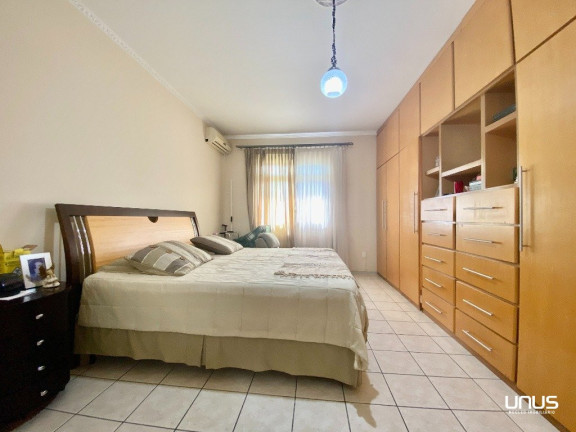 Imagem Casa com 6 Quartos à Venda, 500 m² em Capoeiras - Florianópolis