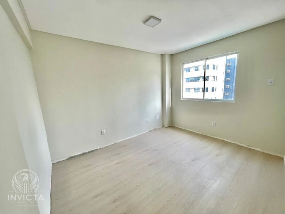 Imagem Apartamento com 2 Quartos à Venda, 79 m² em Centro - Balneário Camboriú