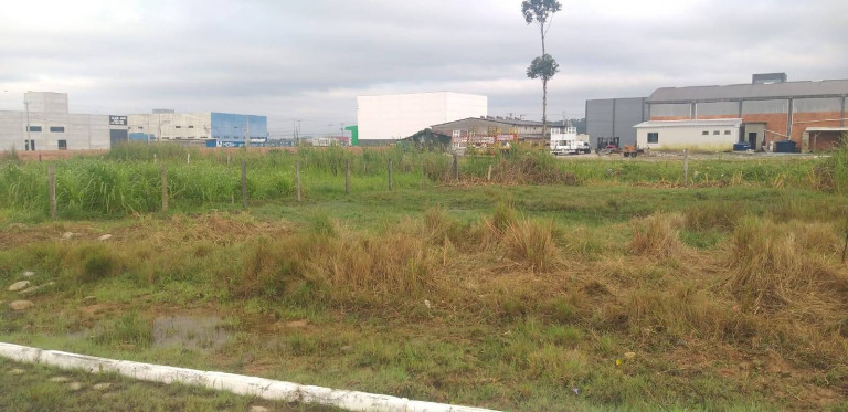 Terreno à Venda, 375 m² em Santa Luzia - Tijucas