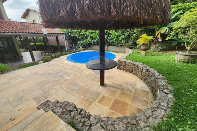Casa de Condomínio com 3 Quartos à Venda, 324 m² em Itaipu - Niterói