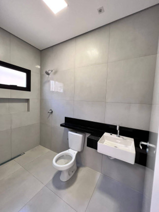 Imagem Casa com 3 Quartos à Venda, 210 m² em Jardim Imperial - Cuiabá