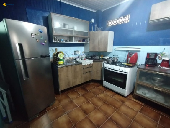 Imagem Casa com 4 Quartos à Venda, 324 m² em Balneário - Florianópolis