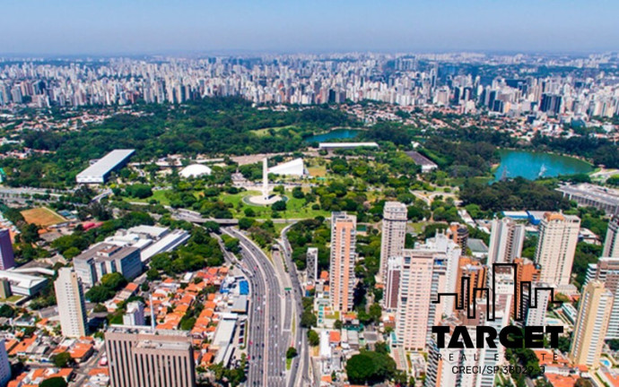 Imóvel à Venda, 5.174 m² em Vila Mariana - São Paulo