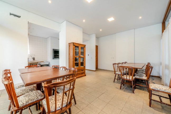 Imagem Apartamento com 2 Quartos à Venda, 120 m² em Petrópolis - Porto Alegre