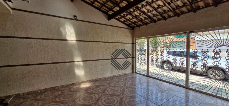 Casa com 3 Quartos à Venda ou Locação, 200 m² em Jardim Ipanema - Sorocaba