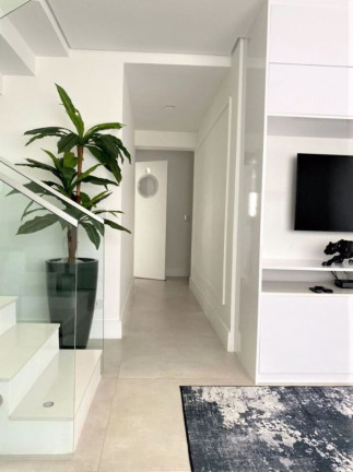 Imagem Cobertura com 4 Quartos para Alugar, 320 m² em Vila Olímpia - São Paulo