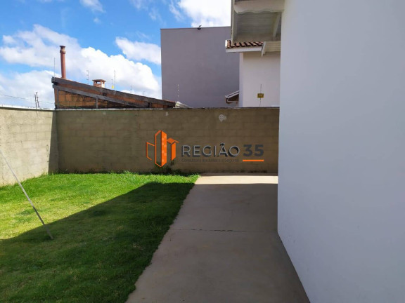 Imagem Casa com 3 Quartos à Venda, 250 m² em Jardim Das Azaléias - Poços De Caldas