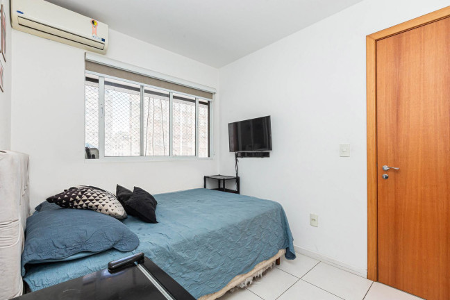 Imagem Apartamento com 1 Quarto para Alugar, 33 m² em Centro - Curitiba Imagem Apartamento com 1 Quarto para Alugar, 33 m² em Centro - Curitiba
