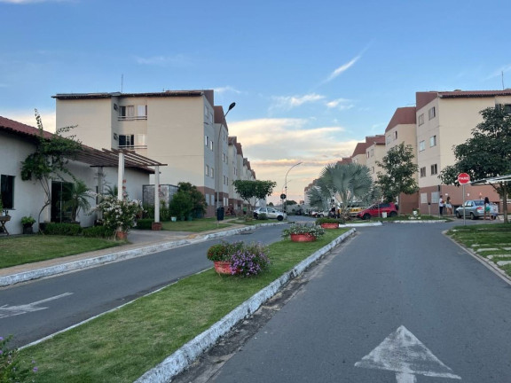 Imagem Apartamento com 2 Quartos à Venda, 42 m² em Jardim Buriti Sereno - Aparecida De Goiânia