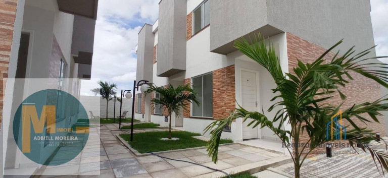 Apartamento com 2 Quartos à Venda,  em Centro - Extremoz