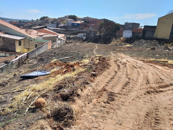 Imóvel para Alugar ou Temporada, 4.281 m² em Serpa - Caieiras