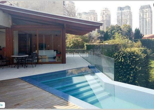 Imagem Casa com 4 Quartos à Venda, 900 m² em Cidade Jardim - São Paulo Imagem Casa com 4 Quartos à Venda, 900 m² em Cidade Jardim - São Paulo