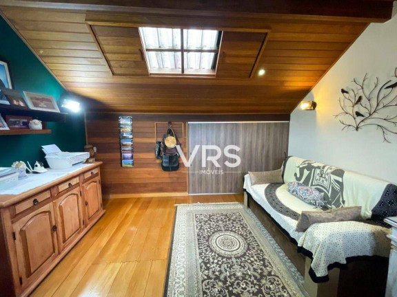 Imagem Casa com 2 Quartos à Venda, 110 m² em Panorama - Teresópolis