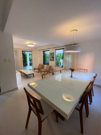 Imagem Casa com 3 Quartos à Venda, 250 m² em Buraquinho - Lauro De Freitas Imagem Casa com 3 Quartos à Venda, 250 m² em Buraquinho - Lauro De Freitas