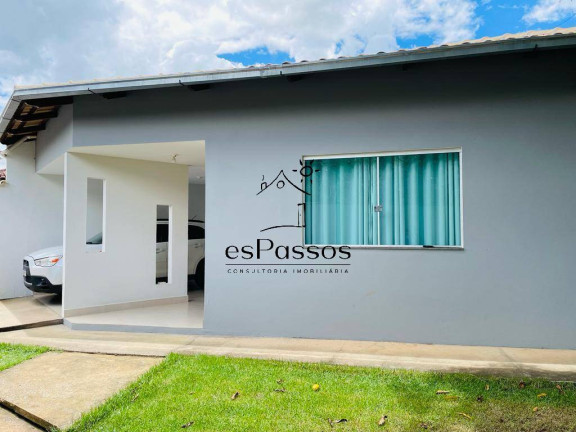 Imagem Casa com 3 Quartos à Venda, 400 m² em Centro - Florestal