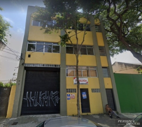 Imóvel Comercial à Venda ou Locação, 1.100 m² em Barra Funda - São Paulo