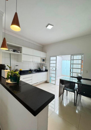 Imagem Casa com 2 Quartos à Venda, 141 m² em Vila Nastri Ii - Itapetininga