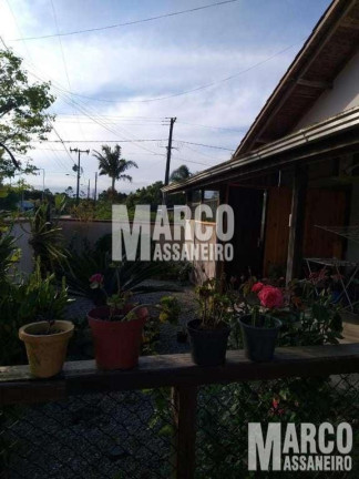 Imagem Casa com 3 Quartos à Venda, 50 m² em Salinas - Balneário Barra Do Sul Imagem Casa com 3 Quartos à Venda, 50 m² em Salinas - Balneário Barra Do Sul