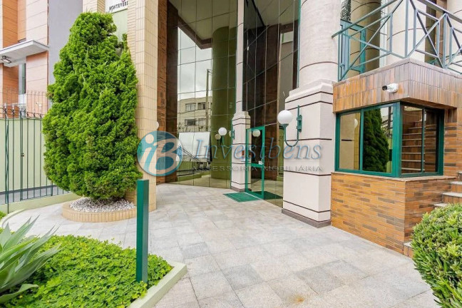 Imagem Apartamento com 3 Quartos à Venda, 149 m² em Centro - Curitiba Imagem Apartamento com 3 Quartos à Venda, 149 m² em Centro - Curitiba