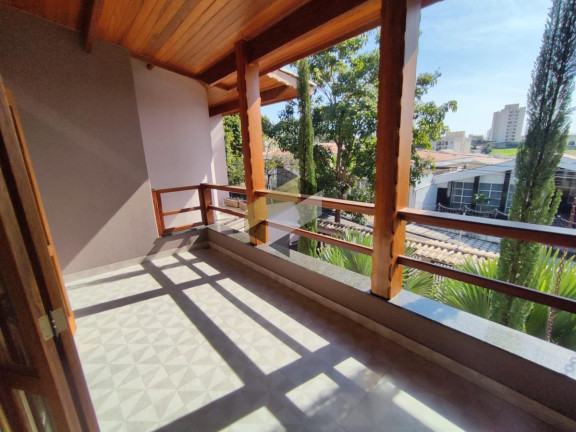 Imagem Casa com 3 Quartos à Venda, 435 m² em Jardim Santa Rosália - Sorocaba Imagem Casa com 3 Quartos à Venda, 435 m² em Jardim Santa Rosália - Sorocaba