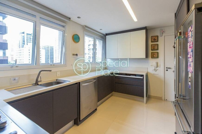 Imagem Apartamento com 3 Quartos à Venda, 337 m² em Itaim Bibi - São Paulo