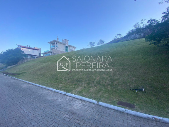 Imagem Terreno à Venda, 720 m² em Trindade - Florianópolis