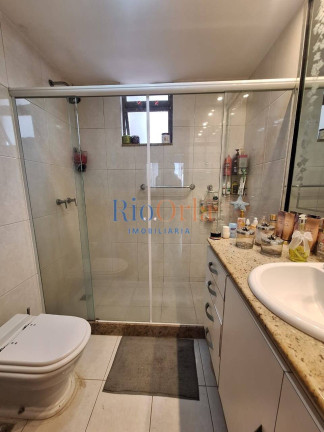 Imagem Apartamento com 4 Quartos à Venda, 180 m² em Barra Da Tijuca - Rio De Janeiro