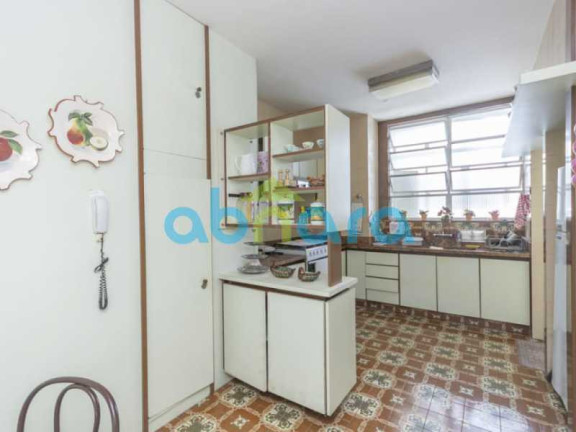 Imagem Apartamento com 4 Quartos à Venda, 235 m² em Copacabana - Rio De Janeiro Imagem Apartamento com 4 Quartos à Venda, 235 m² em Copacabana - Rio De Janeiro
