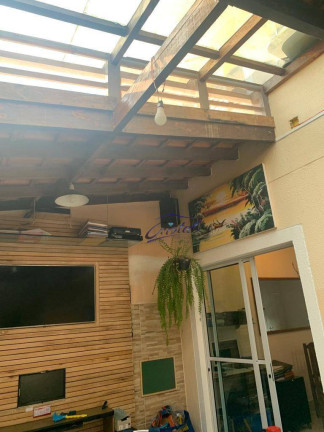 Imagem Casa com 2 Quartos à Venda, 115 m² em Granja Viana - Cotia