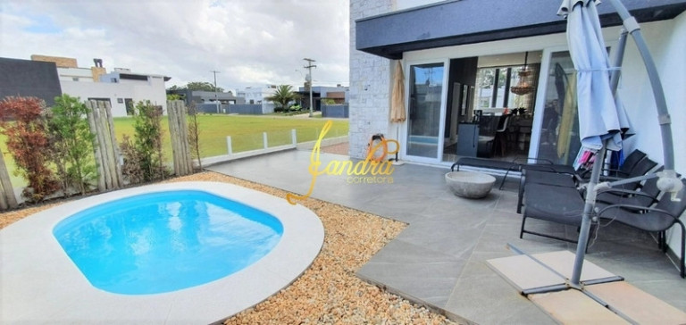 Imagem Casa de Condomínio com 3 Quartos à Venda, 160 m² em Zona Nova - Capão Da Canoa