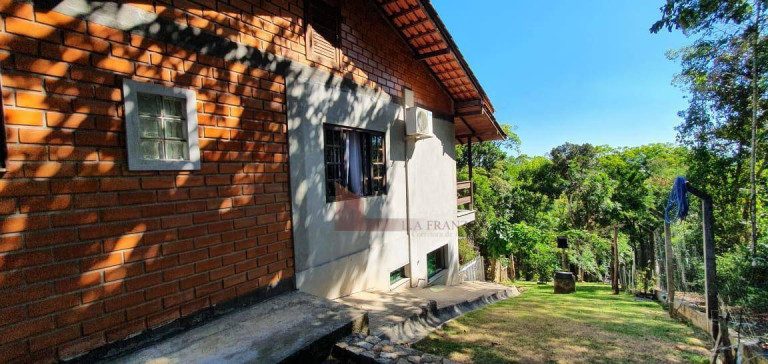 Imagem Casa com 3 Quartos à Venda, 250 m² em Quilometro 12 - Itajaí Imagem Casa com 3 Quartos à Venda, 250 m² em Quilometro 12 - Itajaí