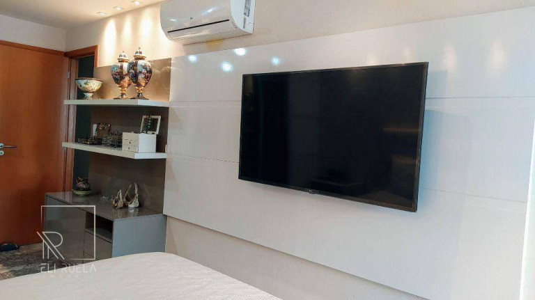 Imagem Apartamento com 4 Quartos à Venda, 152 m² em Praia Da Costa - Vila Velha Imagem Apartamento com 4 Quartos à Venda, 152 m² em Praia Da Costa - Vila Velha