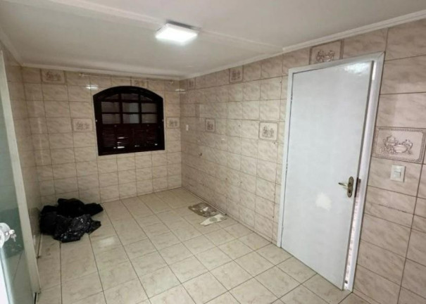 Imagem Casa com 3 Quartos à Venda, 170 m² em Afonso Pena - Curitiba