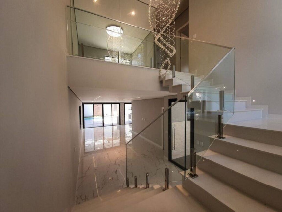Imagem Casa com 3 Quartos à Venda, 330 m² em Alphaville 3 - Santana De Parnaíba Imagem Casa com 3 Quartos à Venda, 330 m² em Alphaville 3 - Santana De Parnaíba