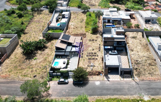 Imagem Terreno à Venda, 360 m² em Jd. Parque Das Palmeiras Ii - Serra Negra Imagem Terreno à Venda, 360 m² em Jd. Parque Das Palmeiras Ii - Serra Negra