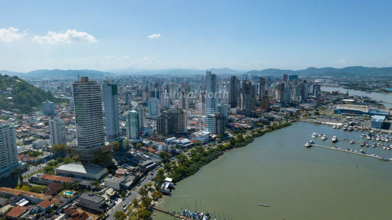 Imagem Apartamento com 4 Quartos à Venda, 205 m² em Fazenda - Itajaí