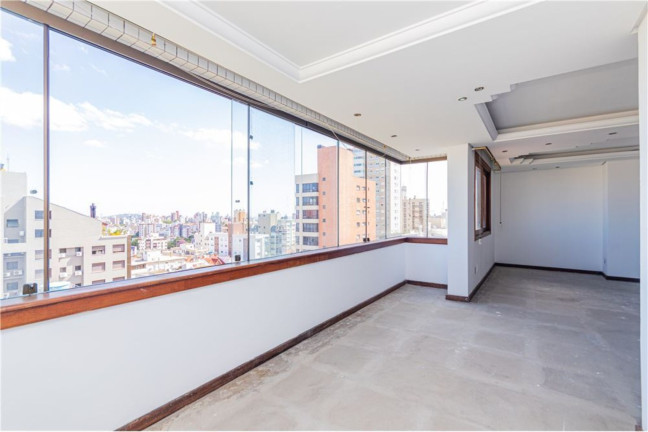 Imagem Imóvel com 3 Quartos à Venda, 220 m² em Petrópolis - Porto Alegre Imagem Imóvel com 3 Quartos à Venda, 220 m² em Petrópolis - Porto Alegre