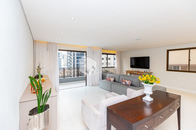 Imagem Apartamento com 4 Quartos à Venda, 197 m² em Jardim Europa - São Paulo Imagem Apartamento com 4 Quartos à Venda, 197 m² em Jardim Europa - São Paulo