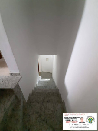 Imagem Sobrado com 2 Quartos à Venda, 90 m² em Marapé - Santos