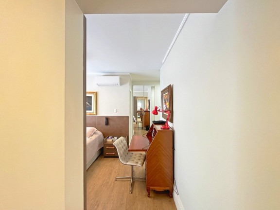 Imagem Apartamento com 3 Quartos à Venda, 170 m² em Petrópolis - Porto Alegre